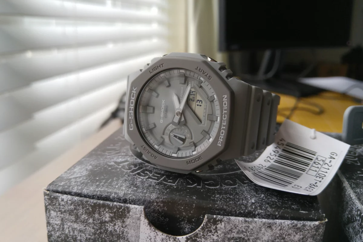 GA-2110ET-8AER3